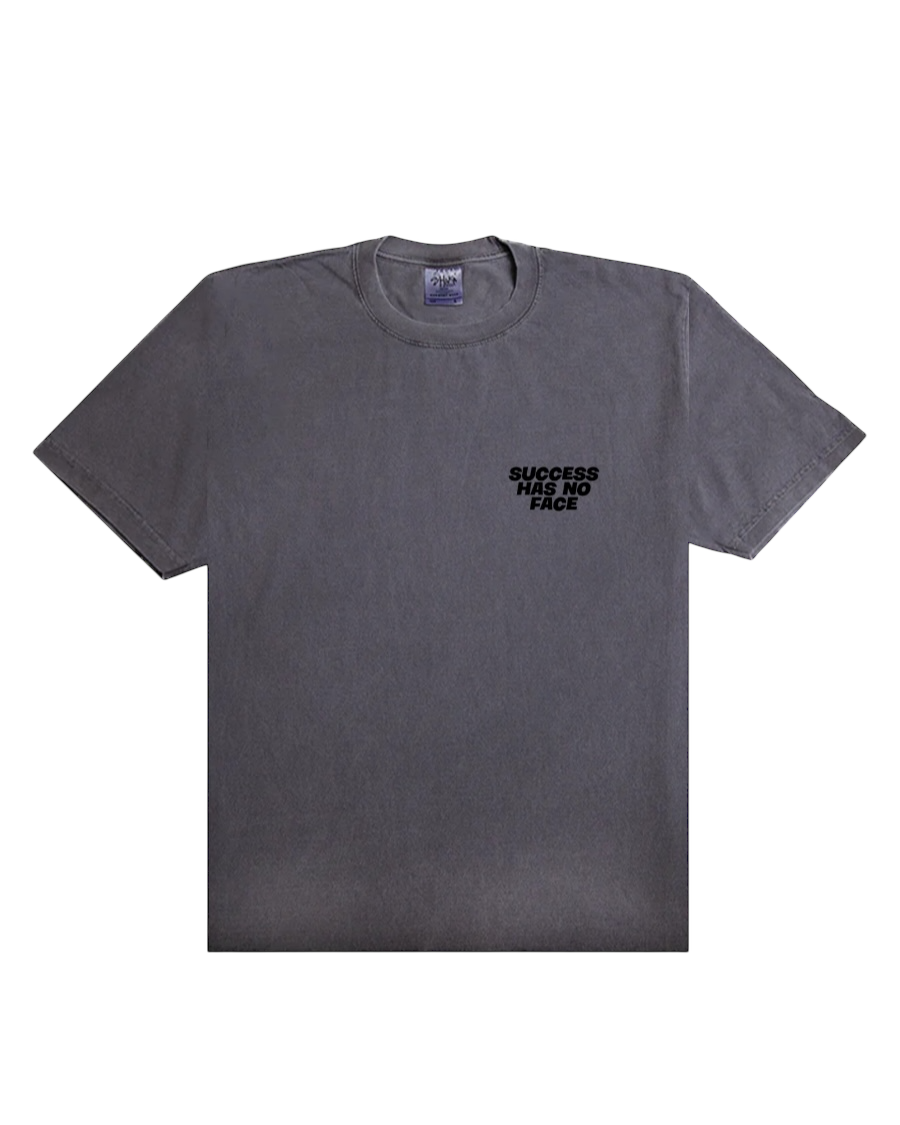 KEEP YOUR HEART 3 STACKS T-SHIRT